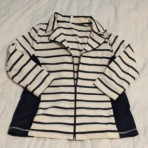 Passports 3/4 length sleeve lightweight striped jacket size small